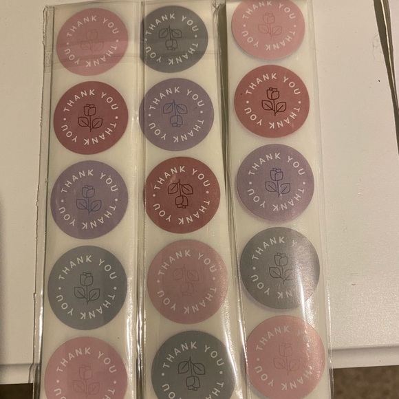 ⭐️3 for $22- 500 ct. 1” Thank you stickers/labels, Pink& Purple  •• NEW Freebie! - Picture 2 of 8
